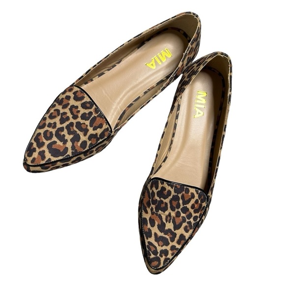 MIA Niles Leopard Print Pointed Toe Flat Womens Size 6 - Picture 2 of 13